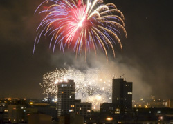 Fi de Festa Major de Sabadell: gegants, castell de focs i La Salseta del Poble Sec 